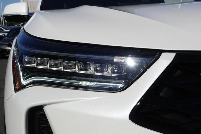 Photo of 2025 Platinum White Acura RDX