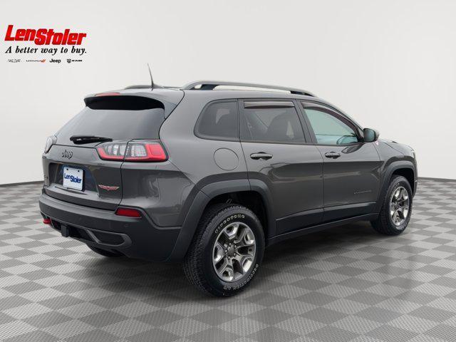 Photo of 2019 Granite Crystal Metallic Clearcoat Jeep Cherokee