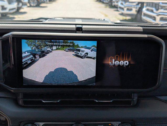Photo of 2025 Granite Crystal Metallic Clearcoat Jeep Wrangler