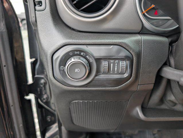 Photo of 2021 Black Clearcoat Jeep Wrangler
