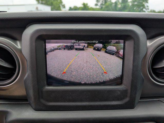 Photo of 2021 Black Clearcoat Jeep Wrangler