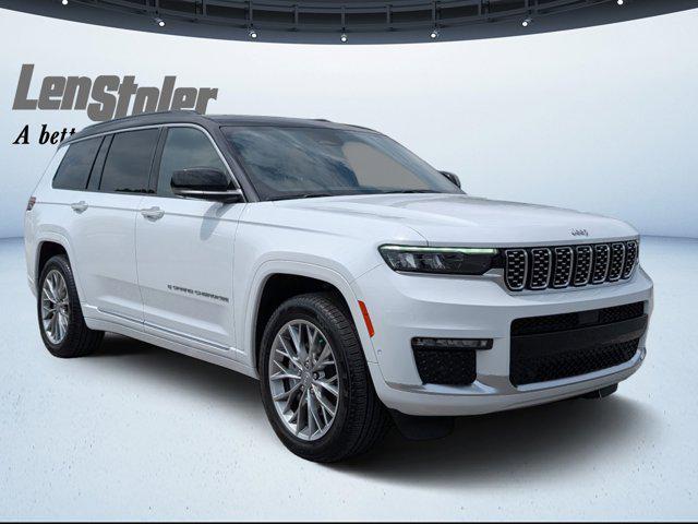 Photo of 2025 Bright White Clearcoat Jeep Grand Cherokee L