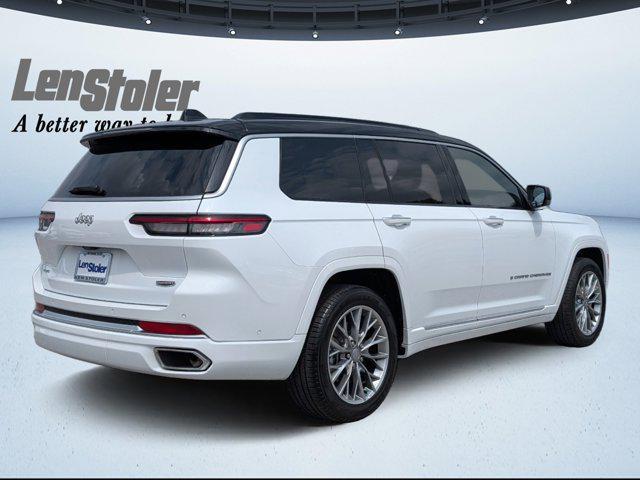 Photo of 2025 Bright White Clearcoat Jeep Grand Cherokee L