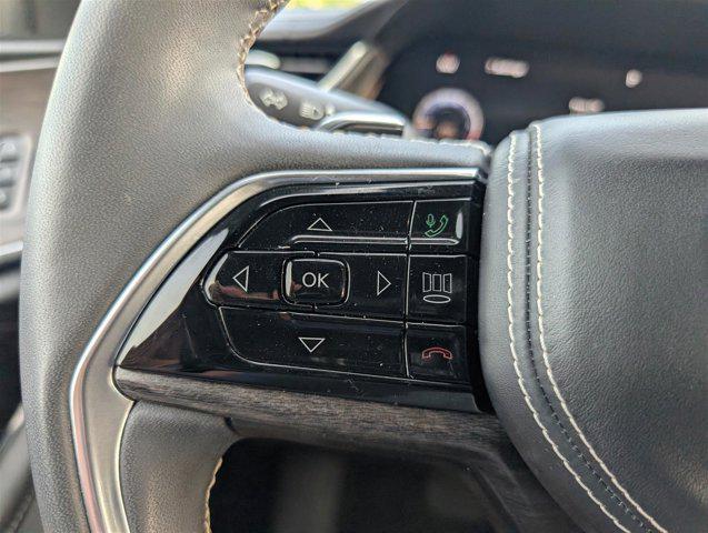 Photo of 2023 Hydro Blue Pearlcoat Jeep Grand Cherokee