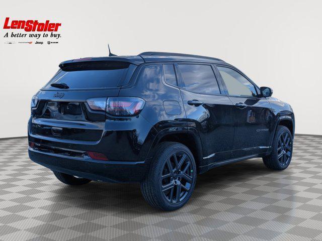 Photo of 2025 Diamond Black Crystal Pearlcoat Jeep Compass