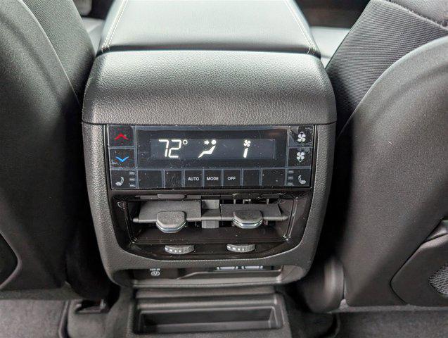 Photo of 2025 Baltic Gray Metallic Clearcoat Jeep Grand Cherokee L
