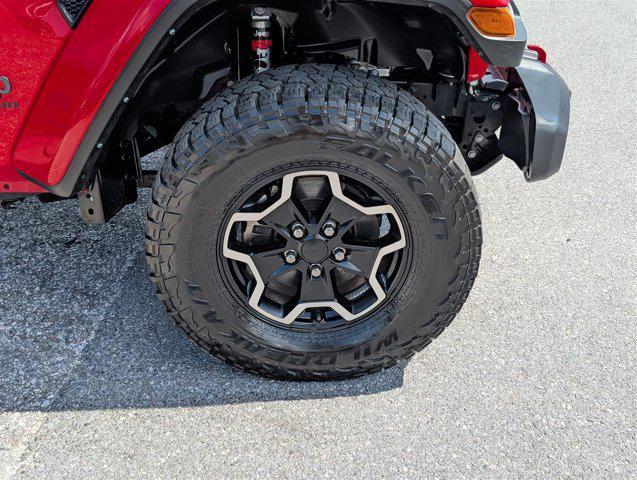 Photo of 2022 Firecracker Red Clearcoat Jeep Gladiator