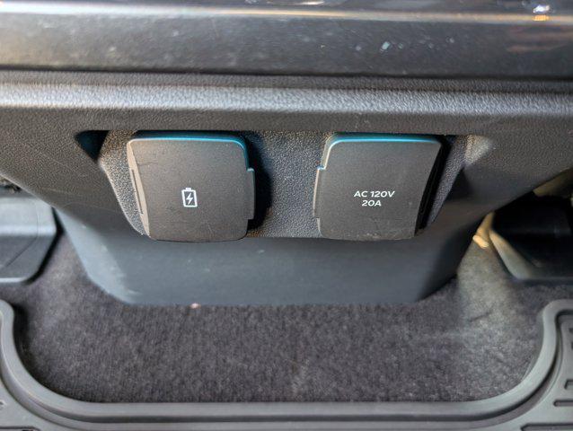 Photo of 2022 Agate Black Metallic Ford F-150