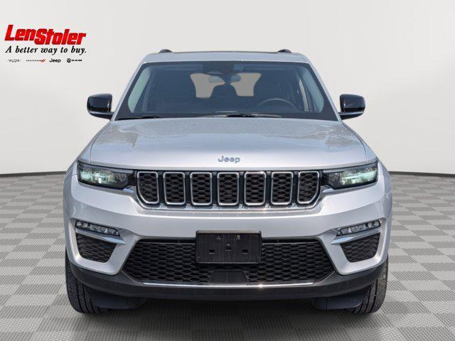 Photo of 2023 Silver Zynith Jeep Grand Cherokee 4xe