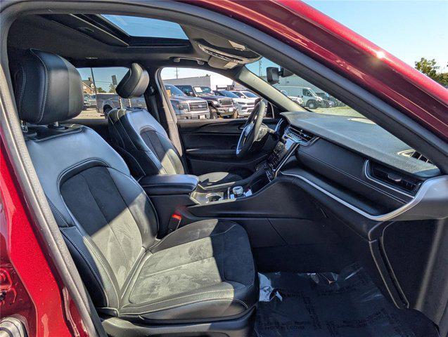 Photo of 2024 Velvet Red Pearlcoat Jeep Grand Cherokee L