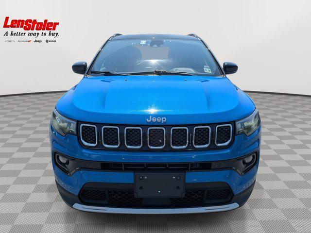 Photo of 2023 Laser Blue Pearlcoat Jeep Compass