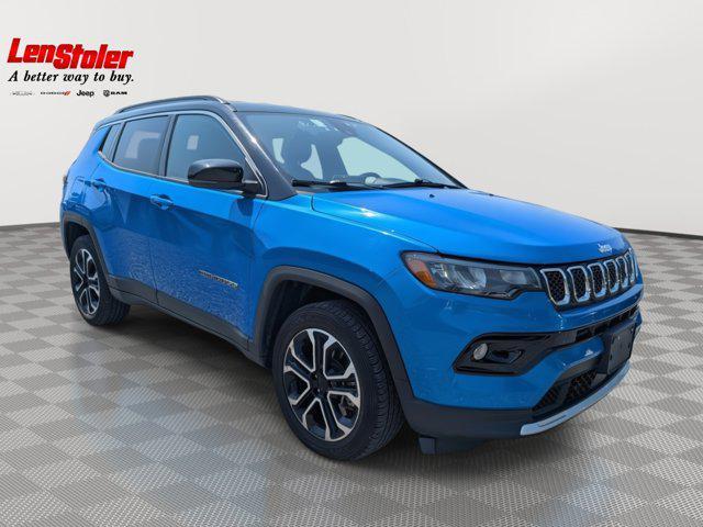 Photo of 2023 Laser Blue Pearlcoat Jeep Compass