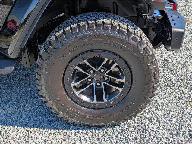 Photo of 2024 Black Clearcoat Jeep Wrangler