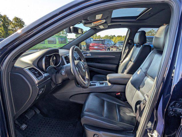 Photo of 2018 True Blue Pearlcoat Jeep Grand Cherokee