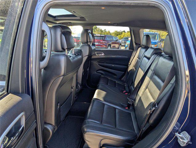 Photo of 2018 True Blue Pearlcoat Jeep Grand Cherokee