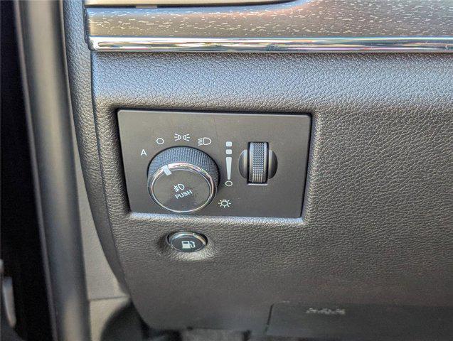 Photo of 2018 True Blue Pearlcoat Jeep Grand Cherokee