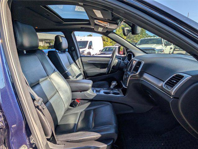 Photo of 2018 True Blue Pearlcoat Jeep Grand Cherokee