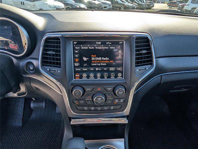 Photo of 2018 True Blue Pearlcoat Jeep Grand Cherokee
