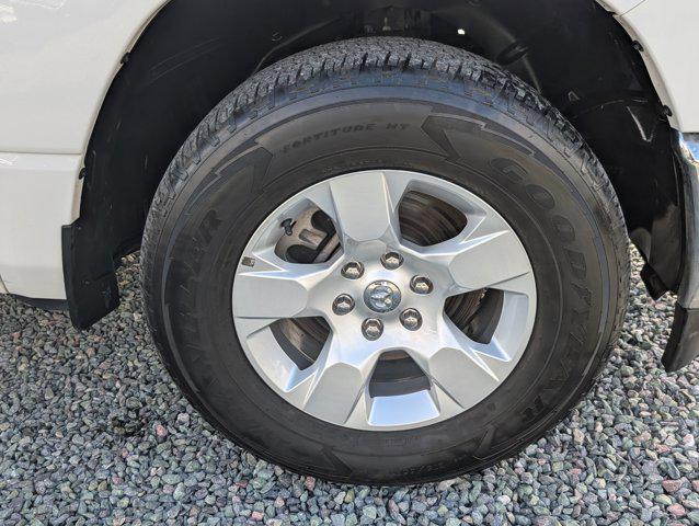 Photo of 2023 Bright White Clearcoat RAM 1500