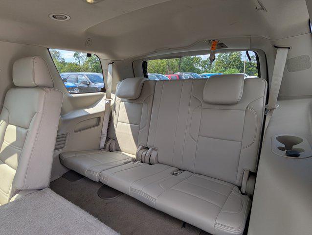 Photo of 2018 White Frost Tricoat GMC Yukon