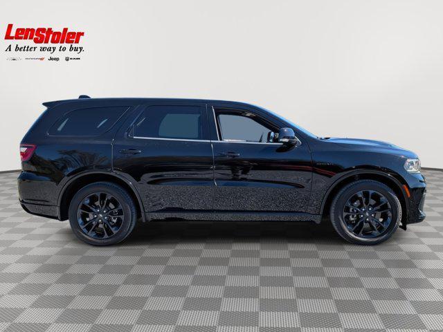 Photo of 2022 DB Black Clearcoat Dodge Durango