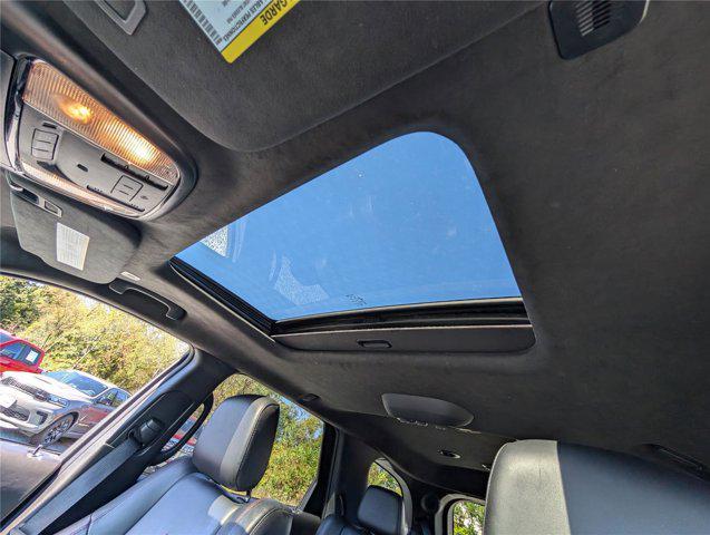 Photo of 2022 DB Black Clearcoat Dodge Durango