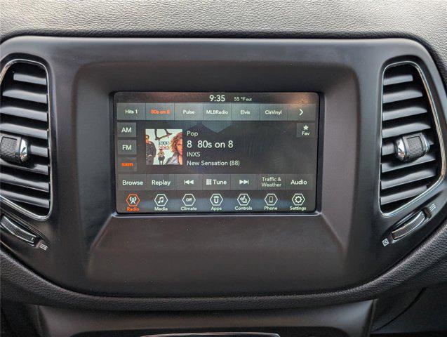 Photo of 2019 Diamond Black Crystal Pearlcoat Jeep Compass
