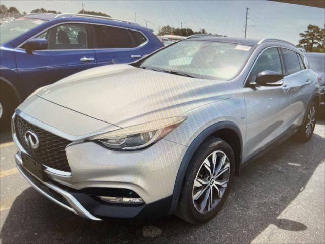 2017 Infiniti QX30