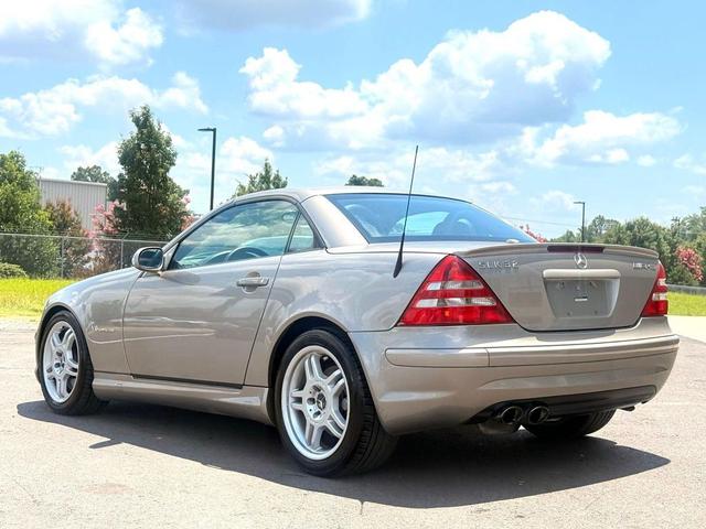 Photo of 2004 Champagne Mercedes-Benz SLK-Class