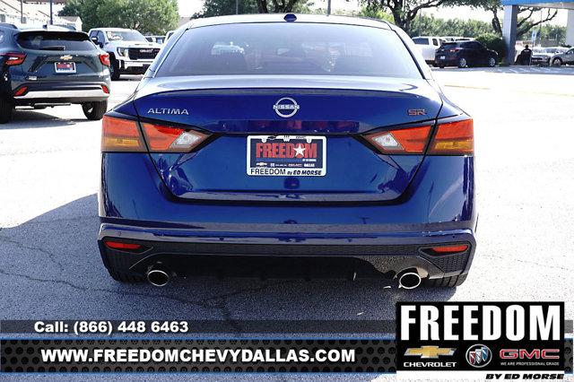 Photo of 2024 Deep Blue Pearl Nissan Altima