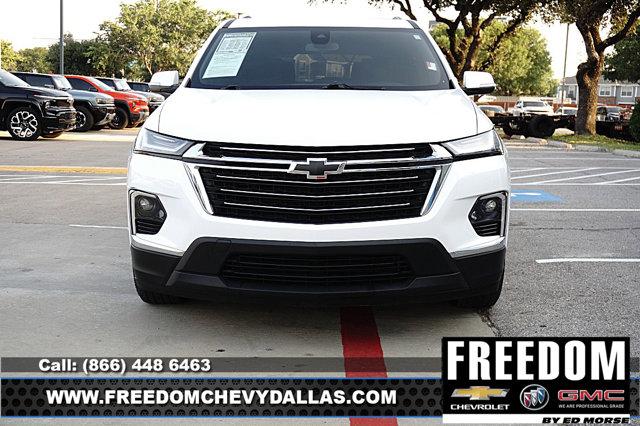 Photo of 2023 Summit White Chevrolet Traverse