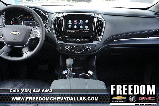Photo of 2023 Summit White Chevrolet Traverse