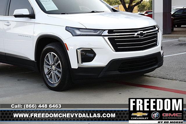 Photo of 2023 Summit White Chevrolet Traverse