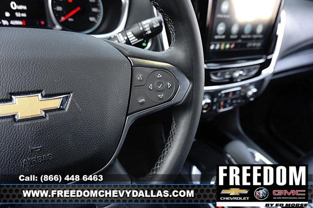 Photo of 2023 Summit White Chevrolet Traverse