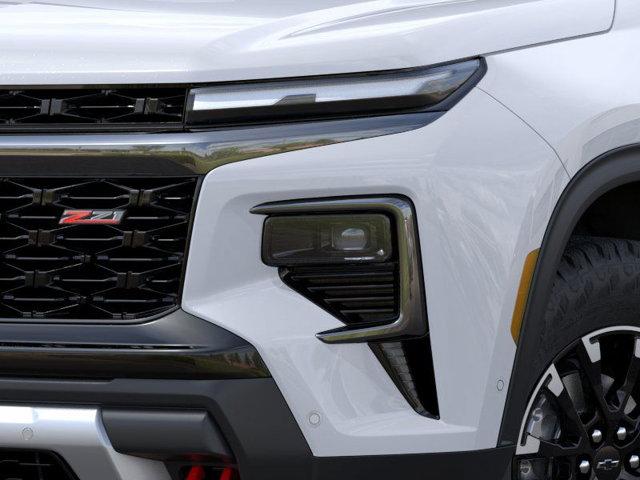 Photo of 2026 Polar White Tricoat Chevrolet Traverse