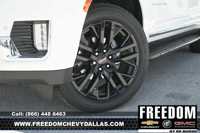 Photo of 2024 Summit White GMC Yukon XL