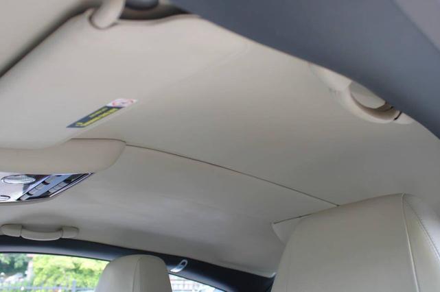 Photo of 2005 Beluga Bentley Continental GT