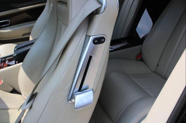 Photo of 2005 Beluga Bentley Continental GT