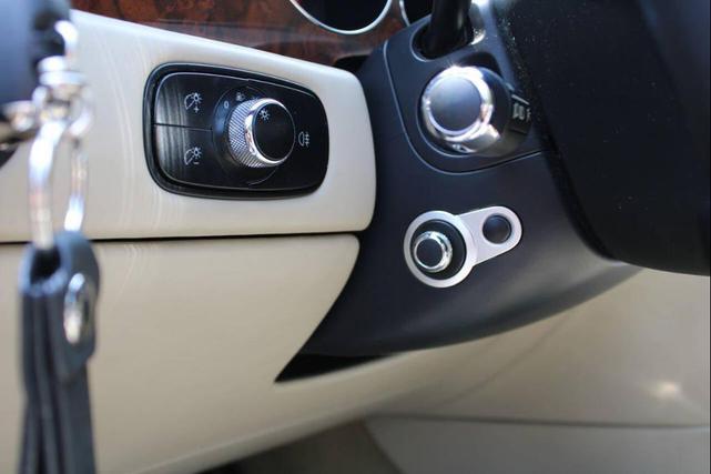 Photo of 2005 Beluga Bentley Continental GT