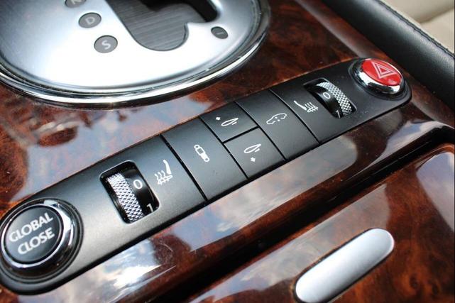 Photo of 2005 Beluga Bentley Continental GT