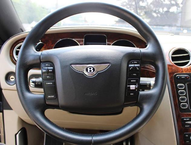 Photo of 2005 Beluga Bentley Continental GT