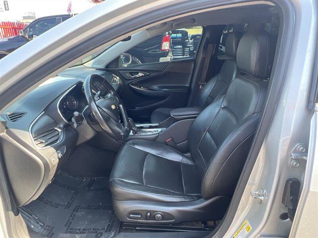 Photo of 2020 Silver Ice Metallic Chevrolet Malibu