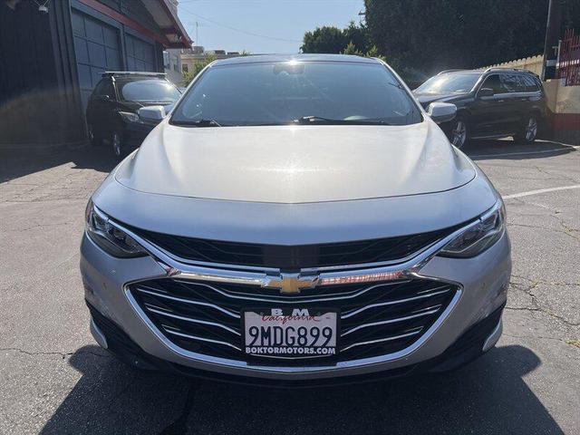 Photo of 2020 Silver Ice Metallic Chevrolet Malibu