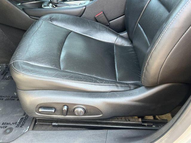 Photo of 2020 Silver Ice Metallic Chevrolet Malibu