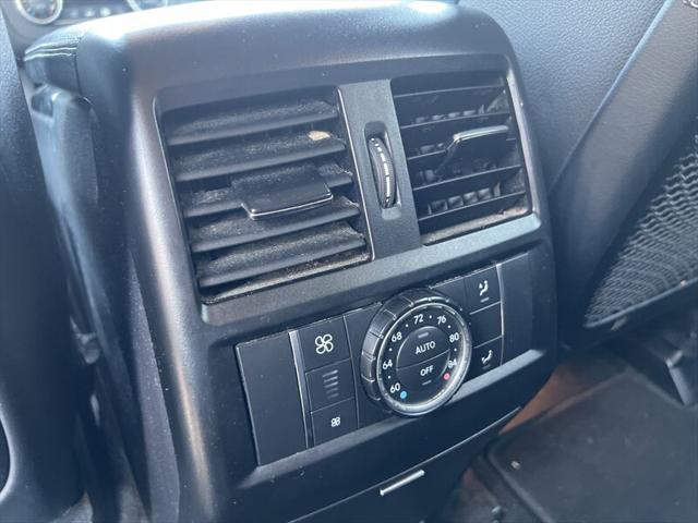 Photo of 2015 Black Mercedes-Benz GL-Class