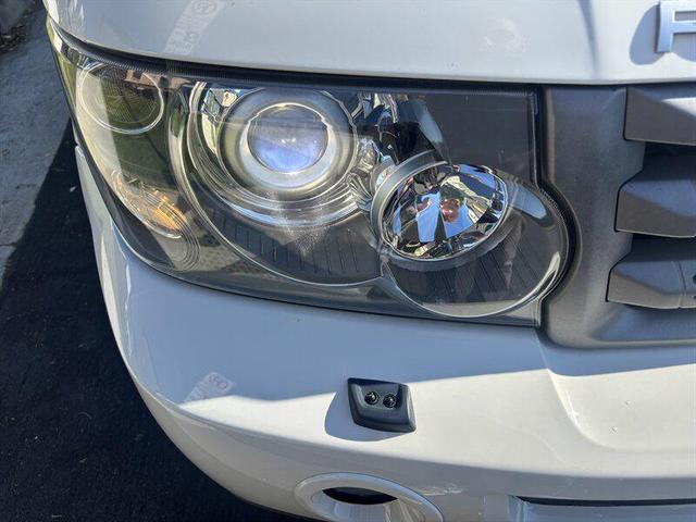 Photo of 2008 Chawton White Land Rover Range Rover Sport