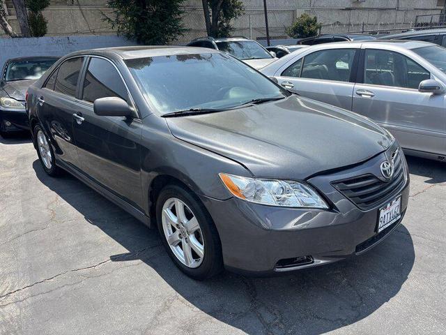Photo of 2007 Magnetic Gray Toyota Camry