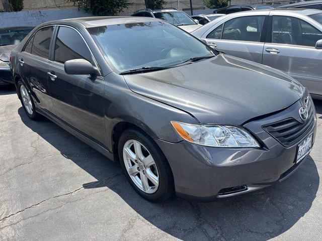 Photo of 2007 Magnetic Gray Toyota Camry