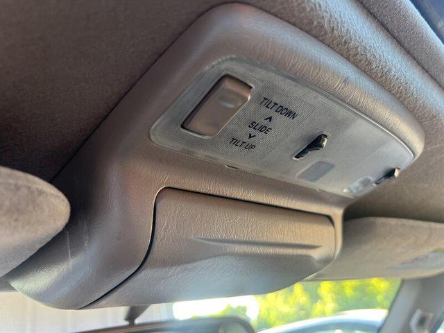 Photo of 1999 Millennium Silver Metallic Toyota 4Runner