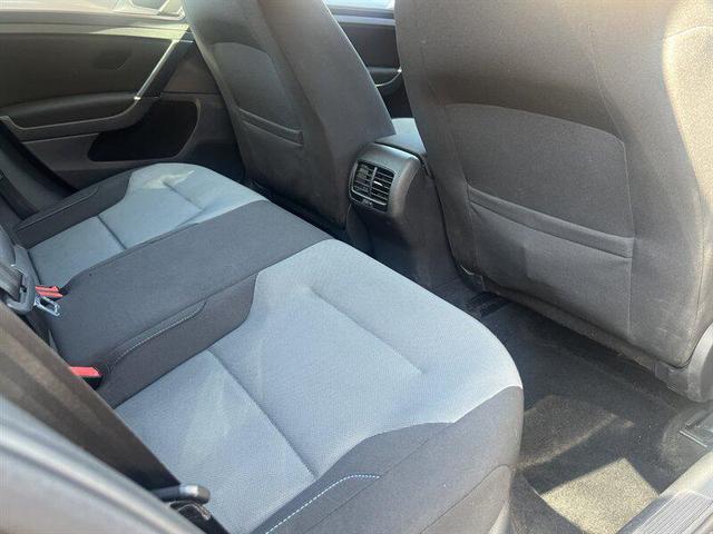 Photo of 2016 Deep Black Pearl Volkswagen e-Golf